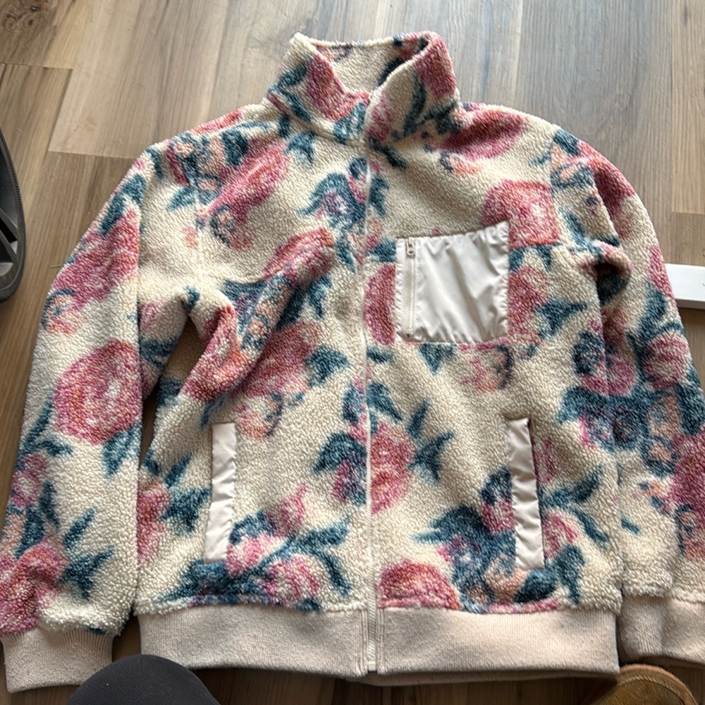 American Eagle fleece